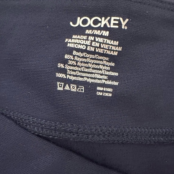 STRAIGHT LEG 7/8 PONTE PANT, Side panel pockets
Contour waistband, Navy Blue, - Picture 3 of 4